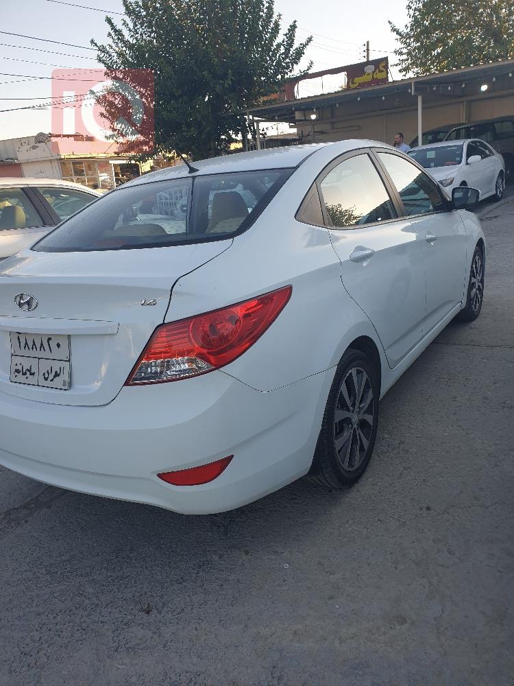 هیوندای ئەکسنت